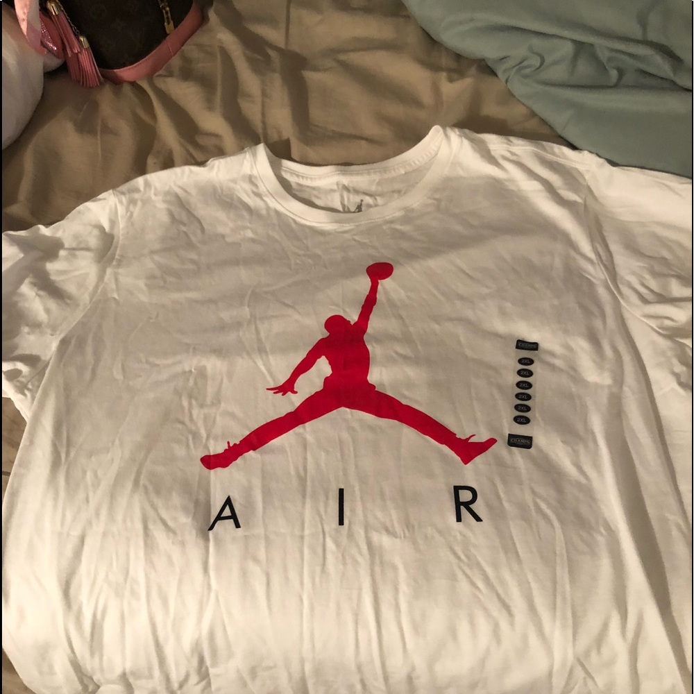 Men’s 2xl Jordan tee